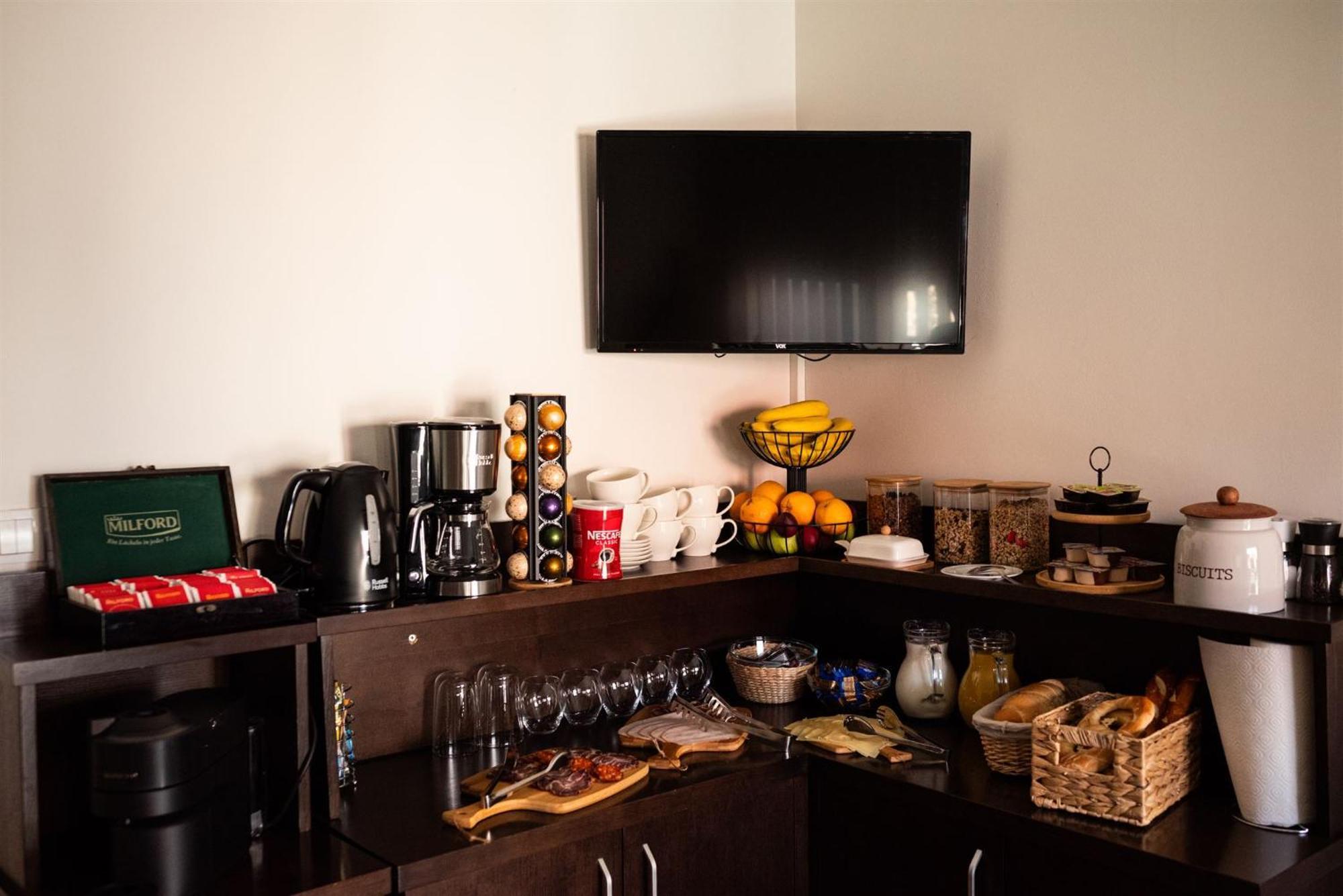 Atrium Bed & Breakfast Sremska Mitrovica Eksteriør bilde