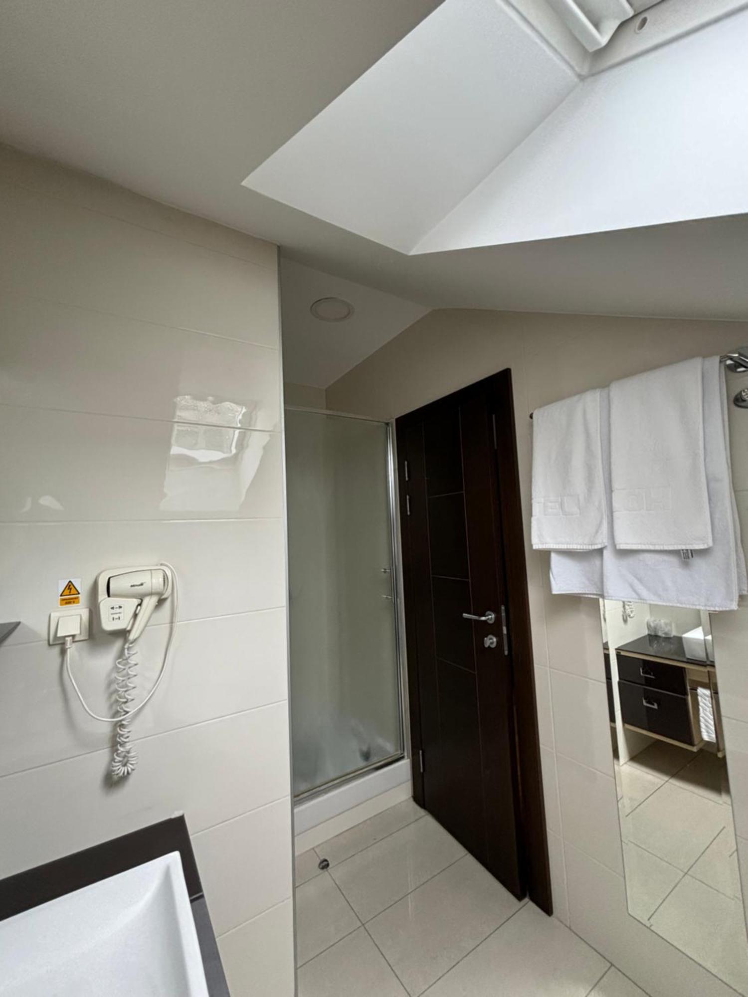 Atrium Bed & Breakfast Sremska Mitrovica Eksteriør bilde